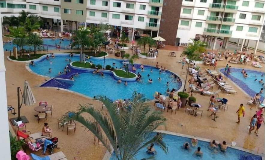 Apartamento Riviera Park Lägenhet Caldas Novas Exteriör bild